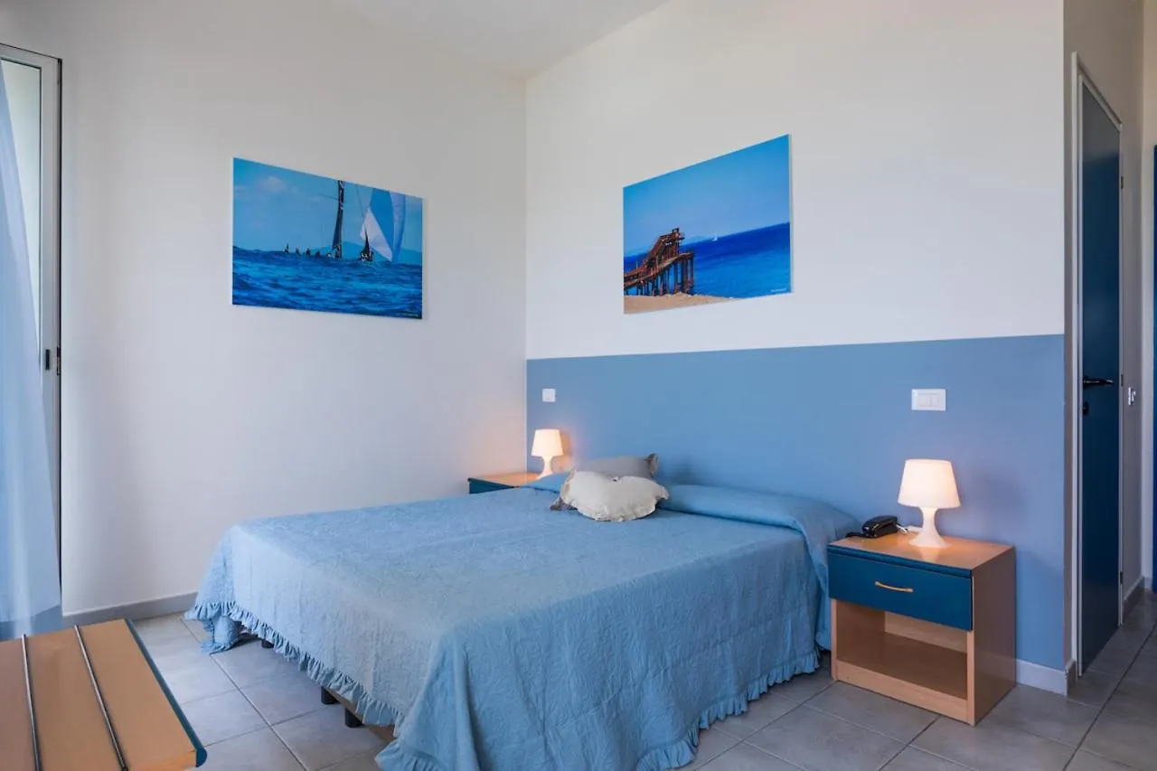 Isa-Family Room With Balcony And Side Sea View In Hotel With Swimming Pool In Marina Di Cecina, Just 10 Meters From The Sea Cecina  Italy